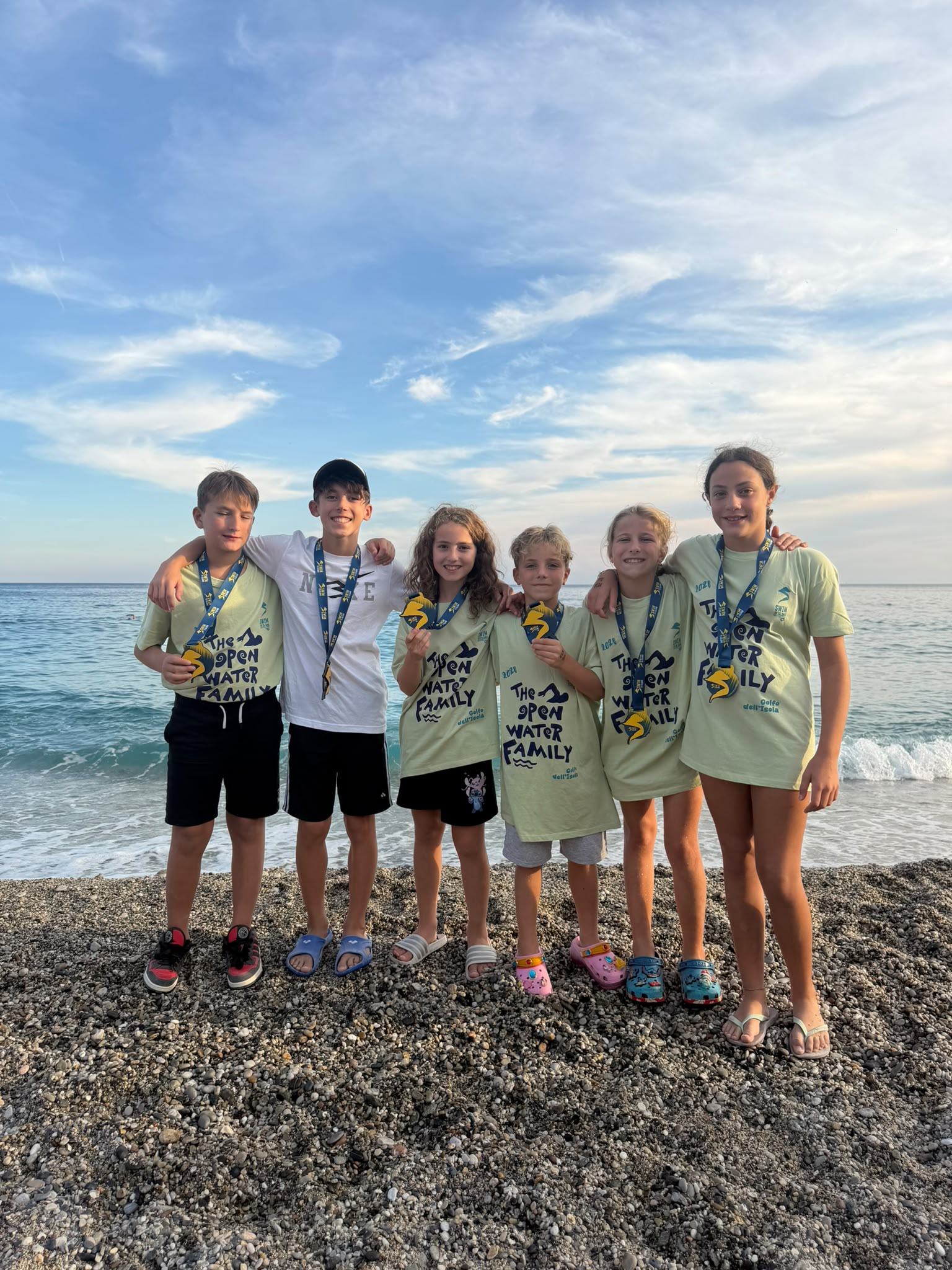 Swim the Island a Bergeggi: un weekend di gare e soddisfazioni per AQUAM